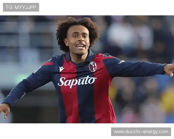 足球新星成长势头强劲，近期表现稳健备受期待