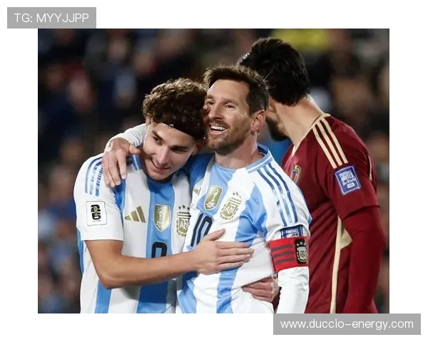 居莱尔能否被称为“土耳其梅西”？技术特点与球路适配度分析