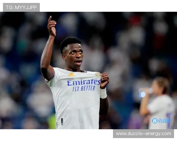 巴尔科拉与维尼修斯:边锋进攻效率及战术角色对比分析 巴尔科拉与维尼修斯:边锋进攻效率及战术角色对比分析